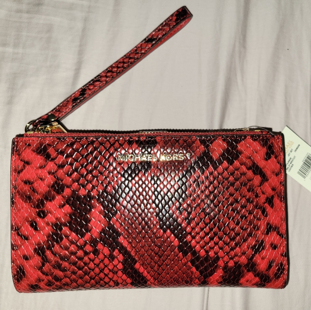 Michael kors wallet